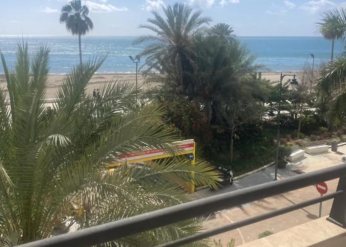 Holidays Апартаменты *