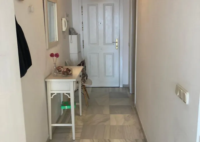 Holidays Апартаменты *