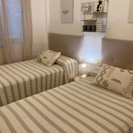 Holidays Apartment *